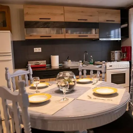 ραστώνη Apartment *