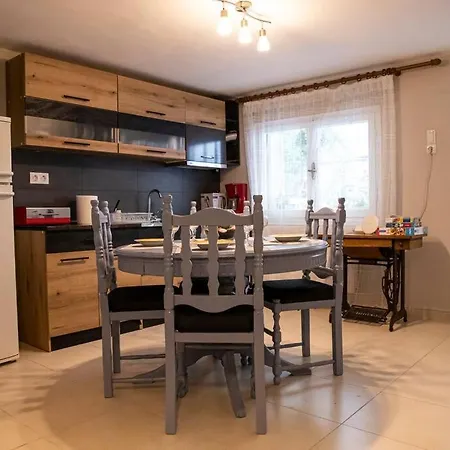 ραστώνη Apartament